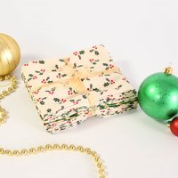 5 Fat Quarter Bundle Christmas Cotton Fabric with Foil Scandi Holly 50x52cm
